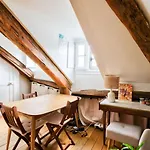 Lejlighed Guestready - Charming Nest In The Centre
